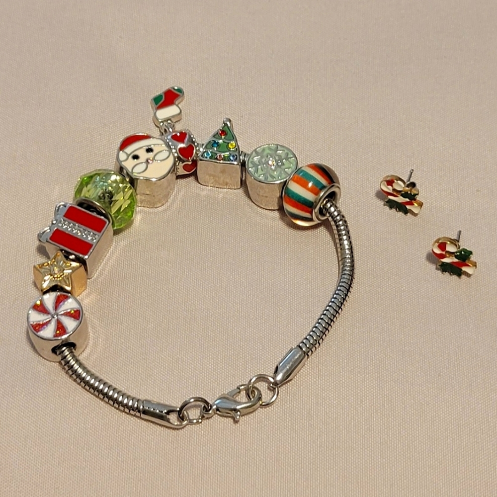 🎄Christmas Jewelry Set🎄 Charm Bracelet with Candy Cane Earrings